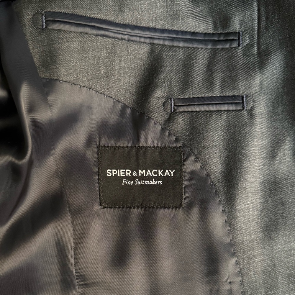 Spier & Mackay Charcoal Suit 36R – Patch Pockets, Pleated, Side Tab Trousers - Picture 7 of 7